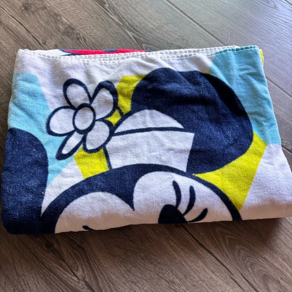 Disney Minnie & Mickey Mouse Beach Towel